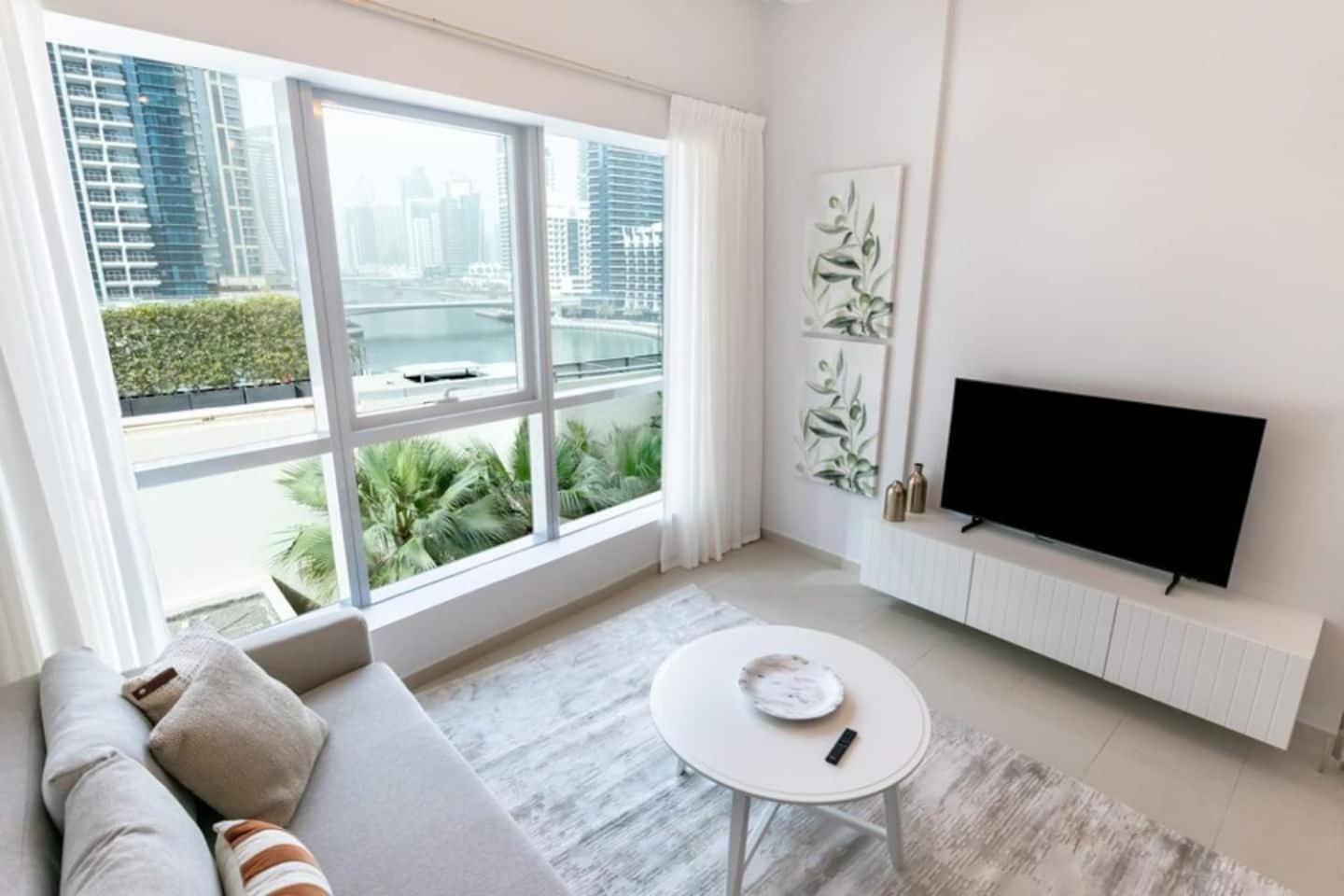 Luxurious 1 Bedroom Apartment In The Dubai Marina! Kültér fotó